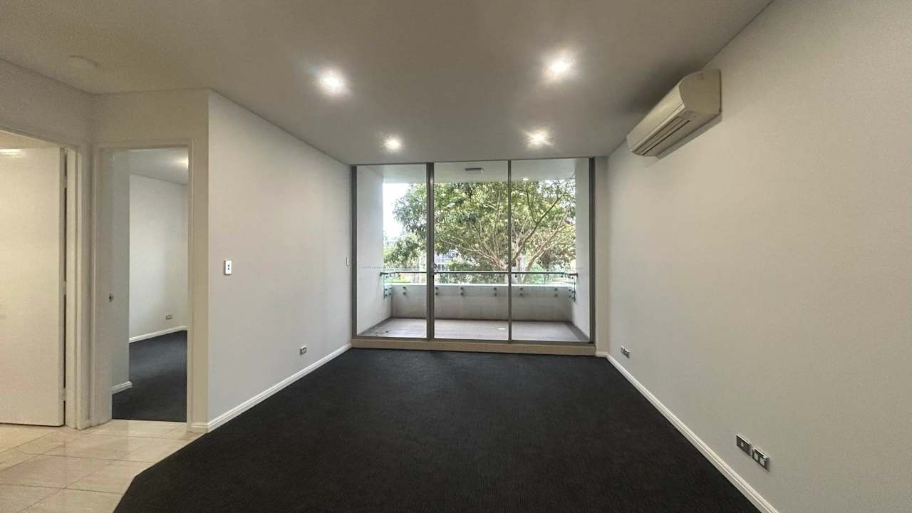 Whole property with 2 rooms for rent