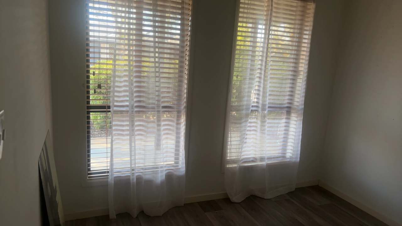 Unfurnished room in a share house