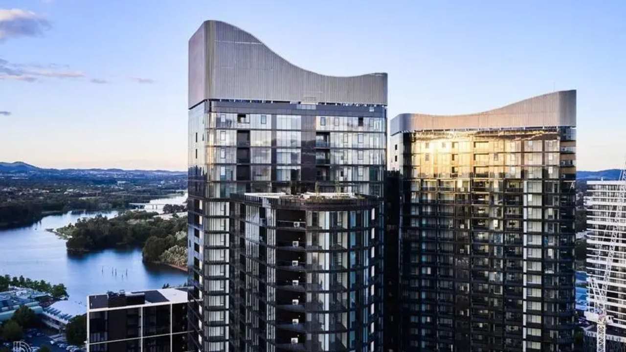 Unfurnished room with ensuite in a flatshare