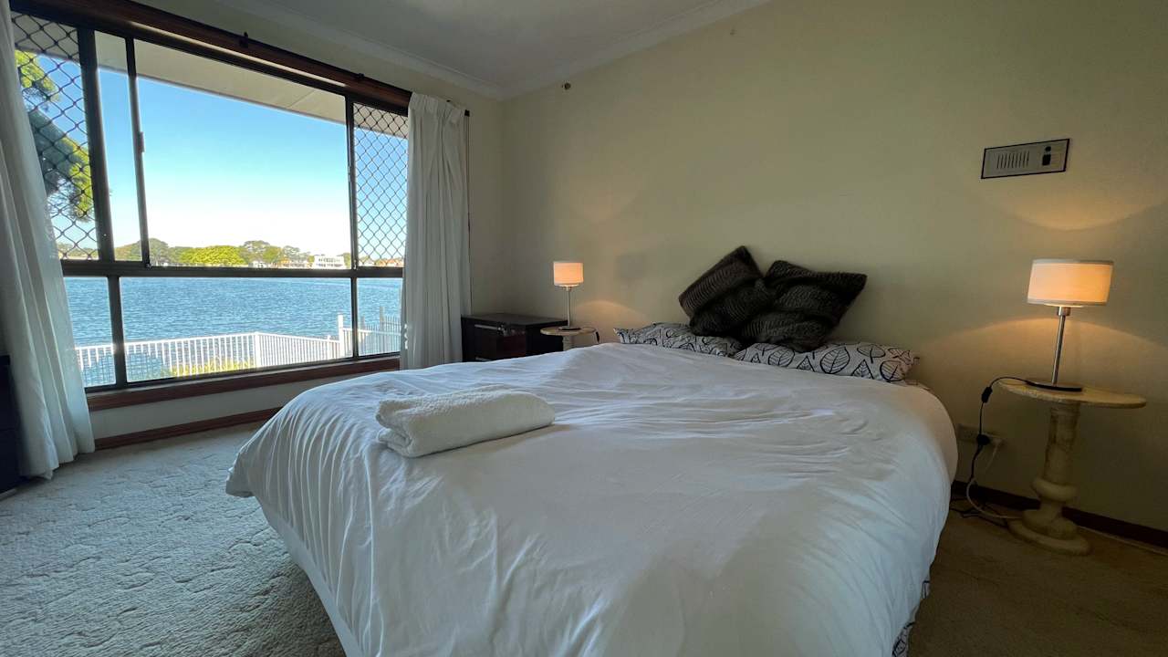 Furnished room with ensuite in a share house