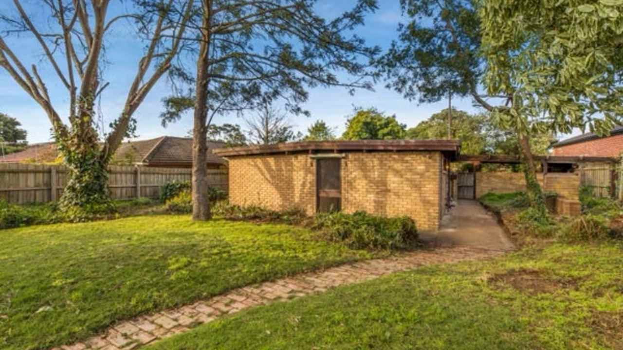 Whole property with 3 rooms for rent