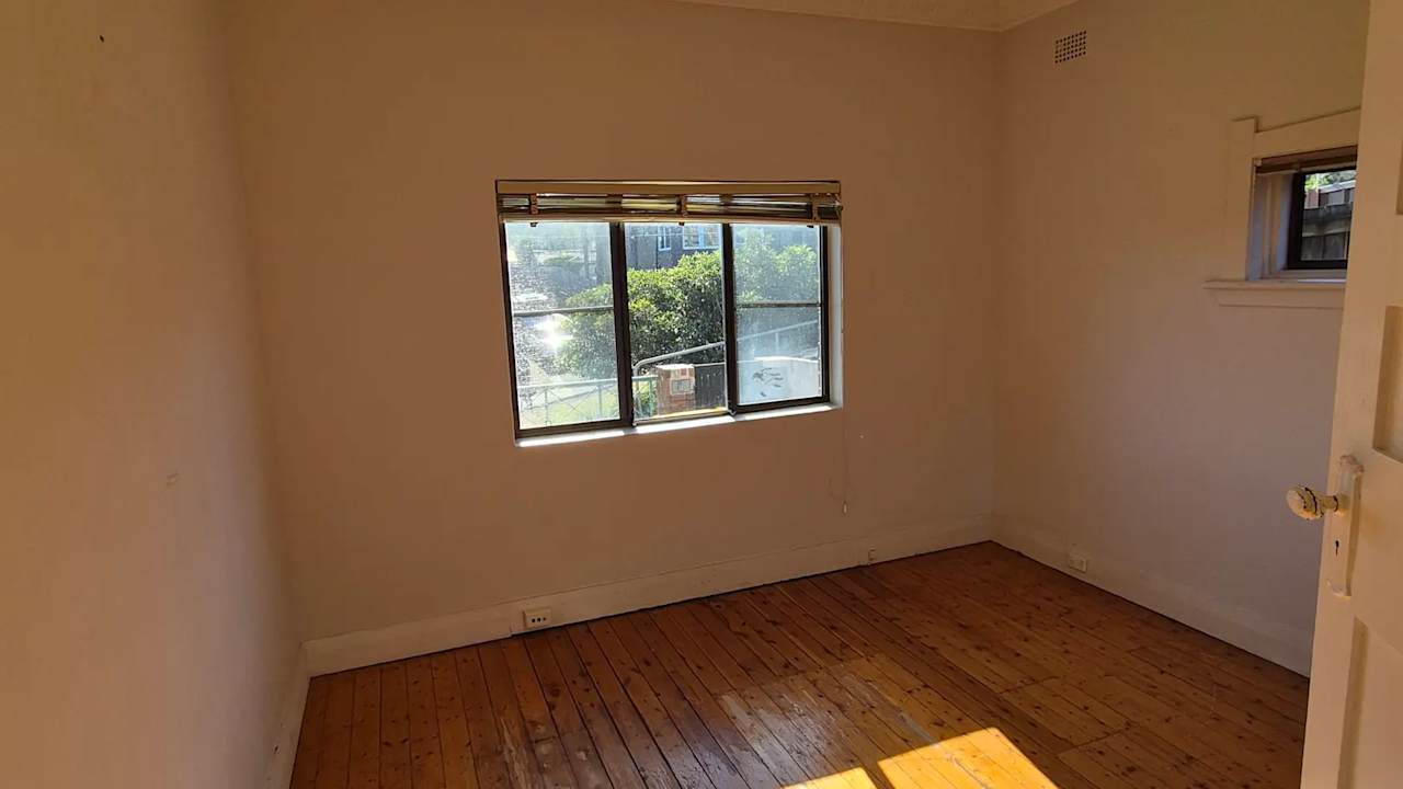 Whole property with 4 rooms for rent