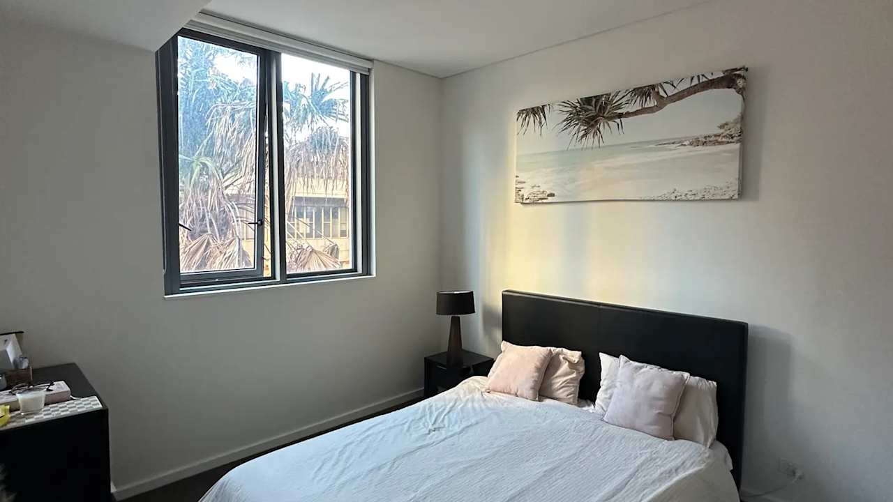 Furnished room in a flatshare