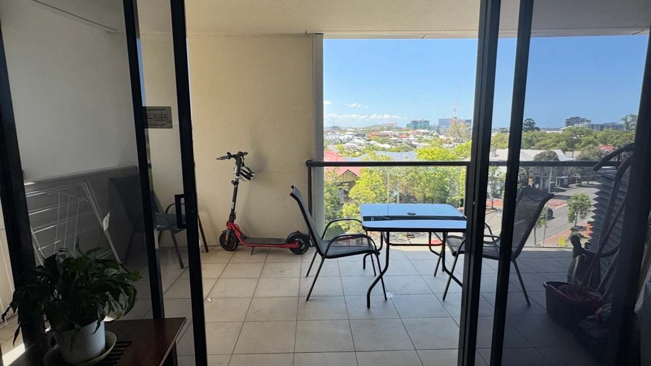 Furnished room with own bathroom