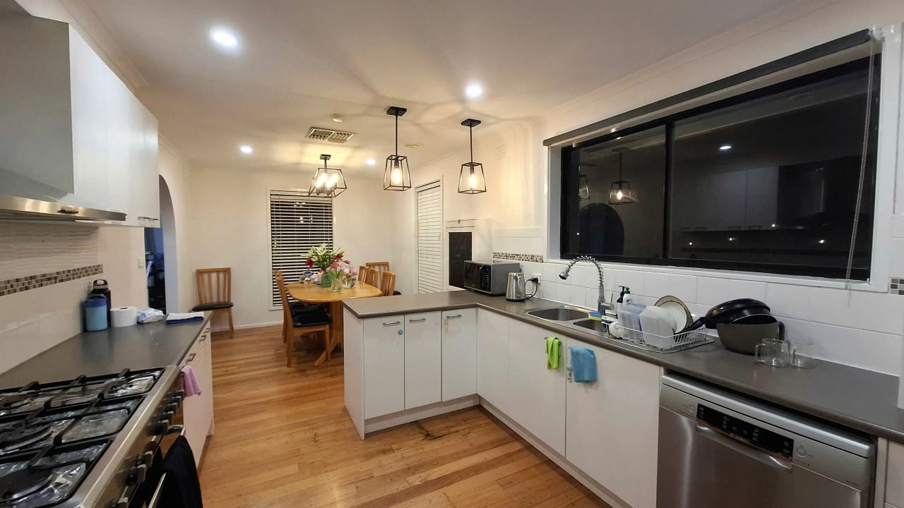 Furnished room in a share house