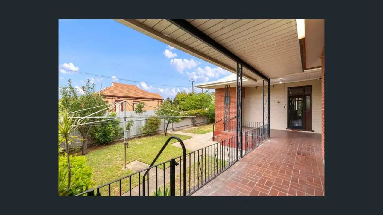 Whole property with 4 rooms for rent