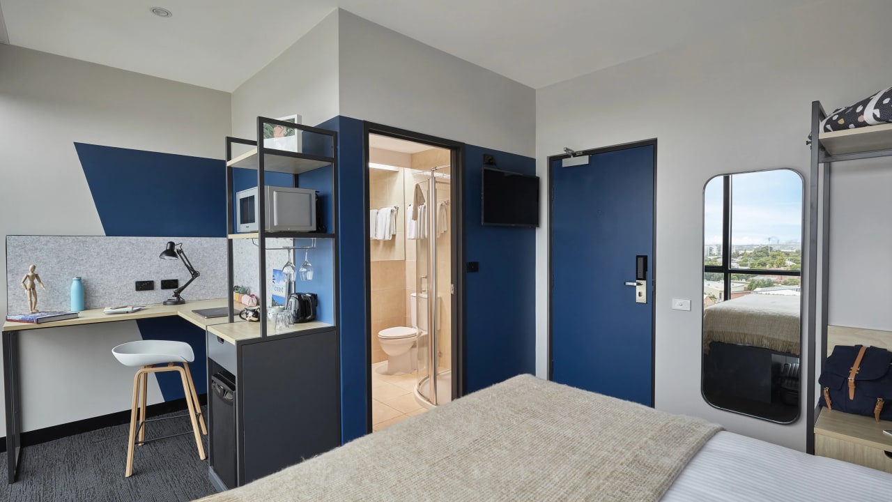 Furnished room studio flat for rent