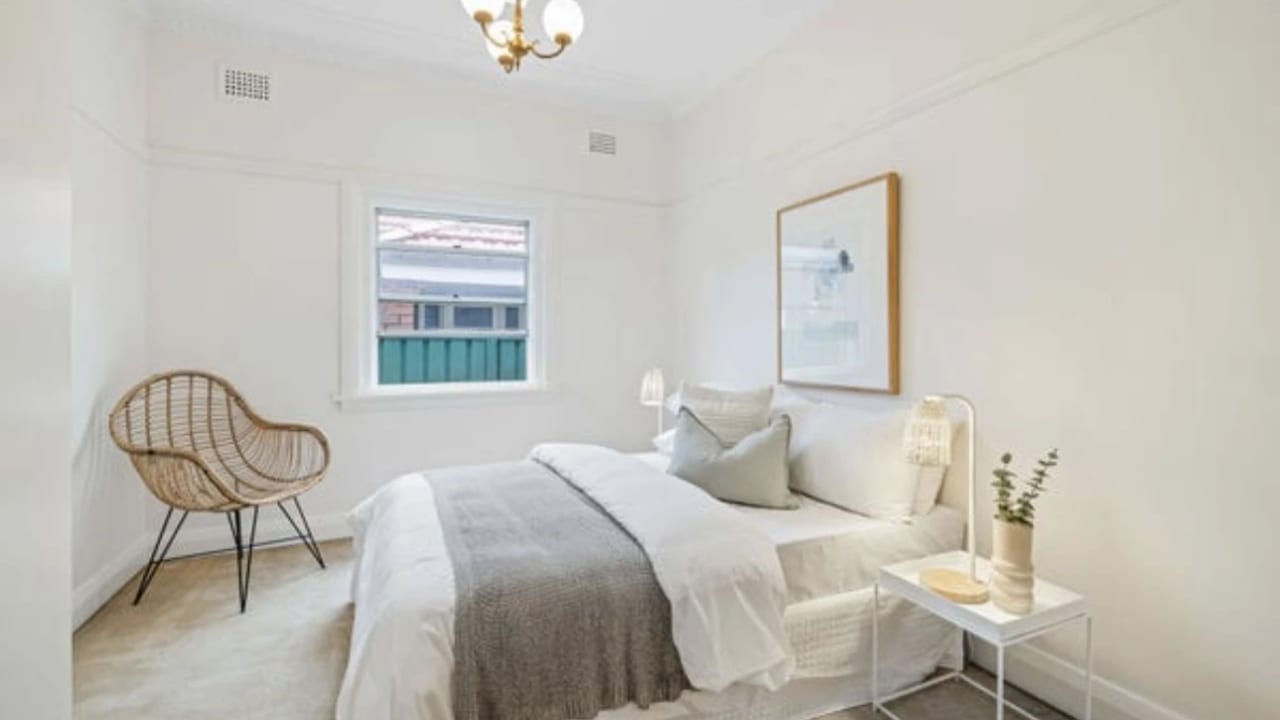 Whole property with 3 rooms for rent