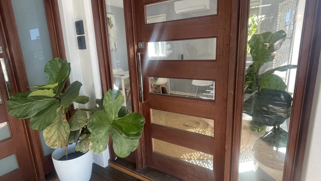 Furnished room granny flat for rent