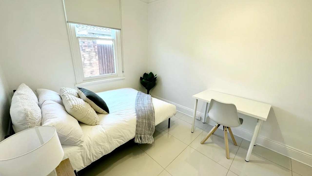 Room with ensuite in a share house