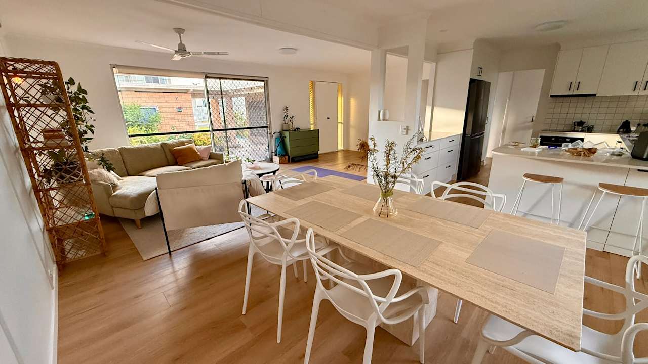 Room in a share house