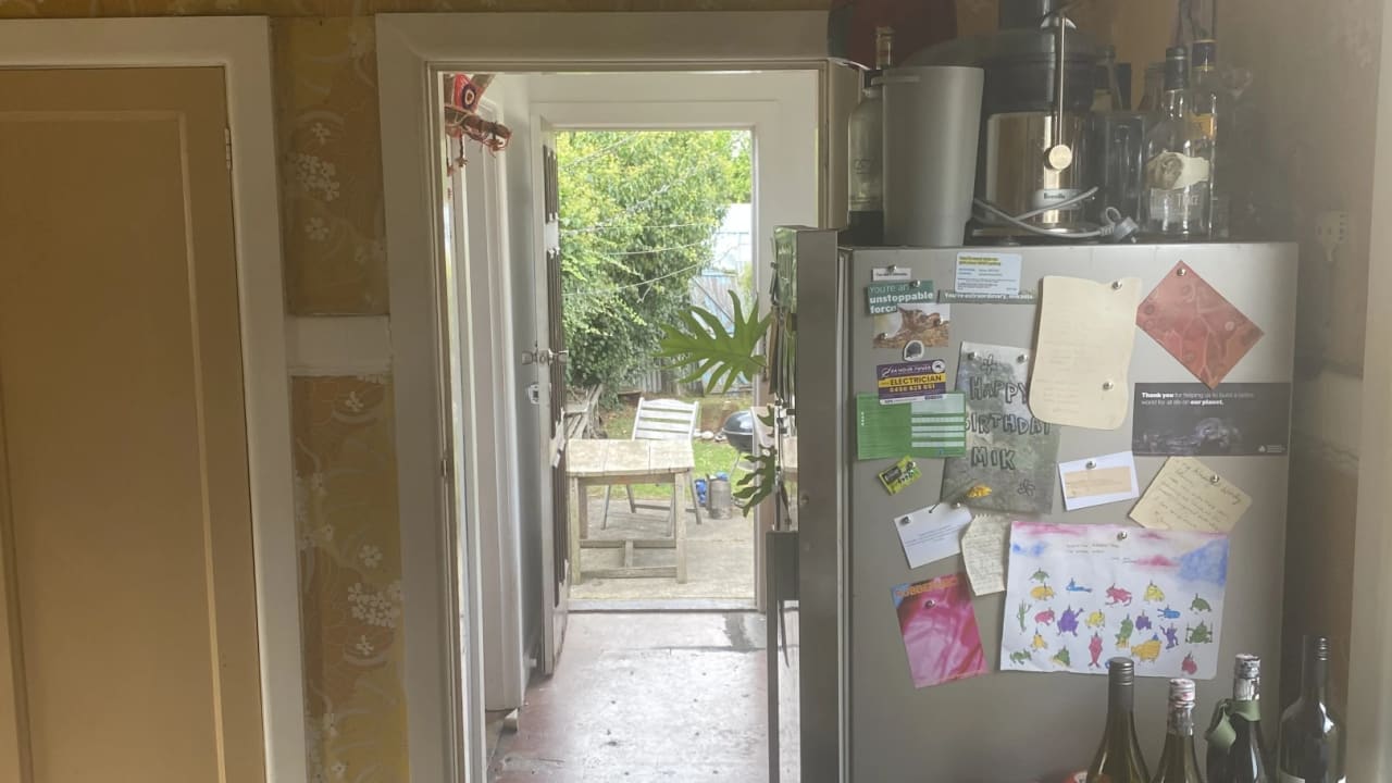 Whole property with 3 rooms for rent