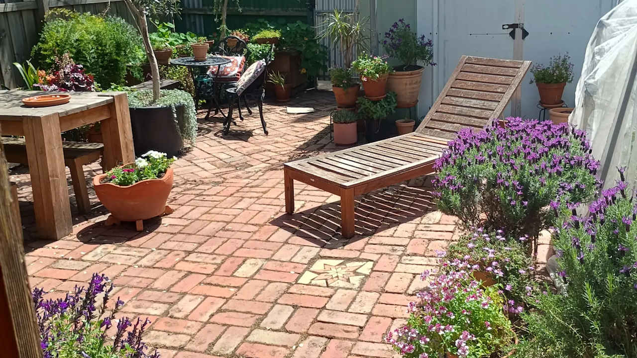 Unfurnished room in a share house