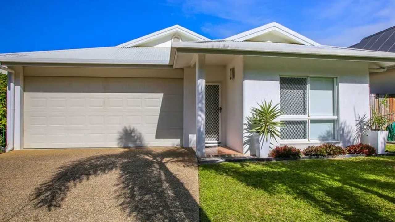 Whole property with 3 rooms for rent