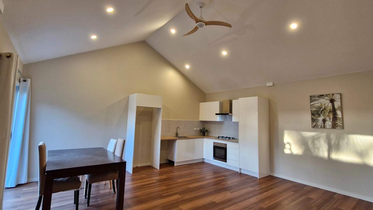 Room in a share house