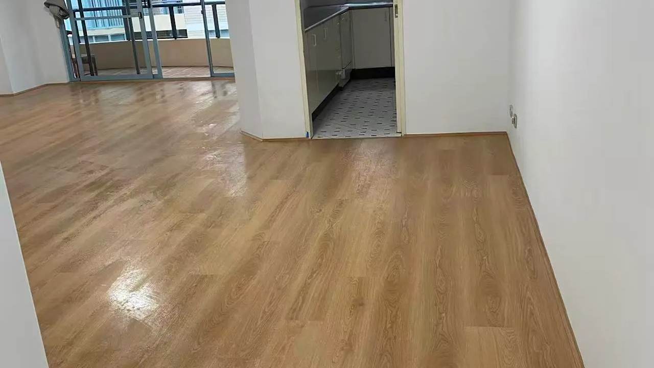 Whole property with 2 rooms for rent