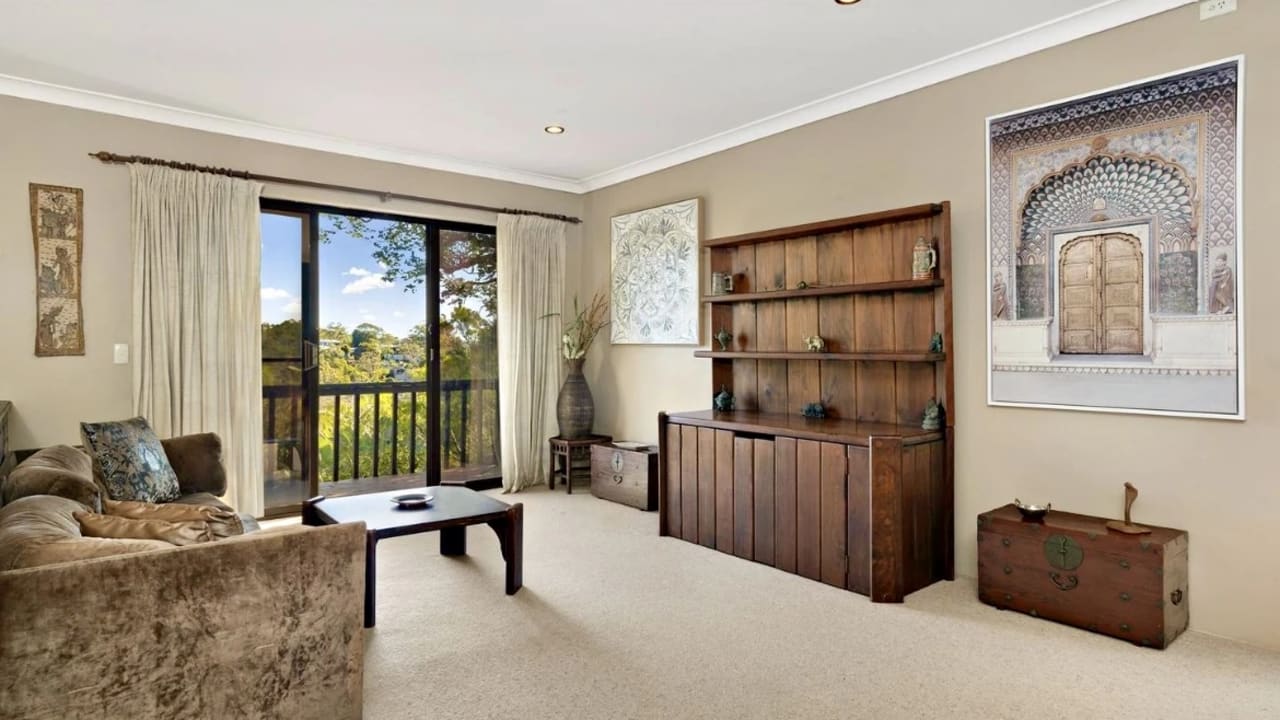 Furnished room in a share house