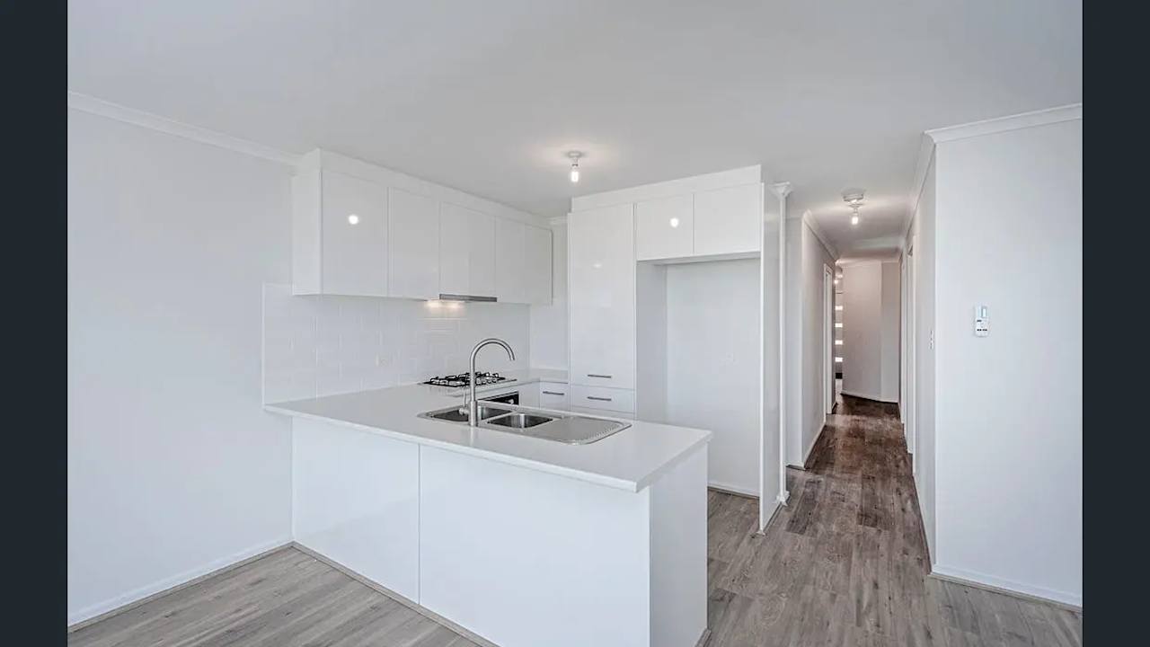 Room in a share house