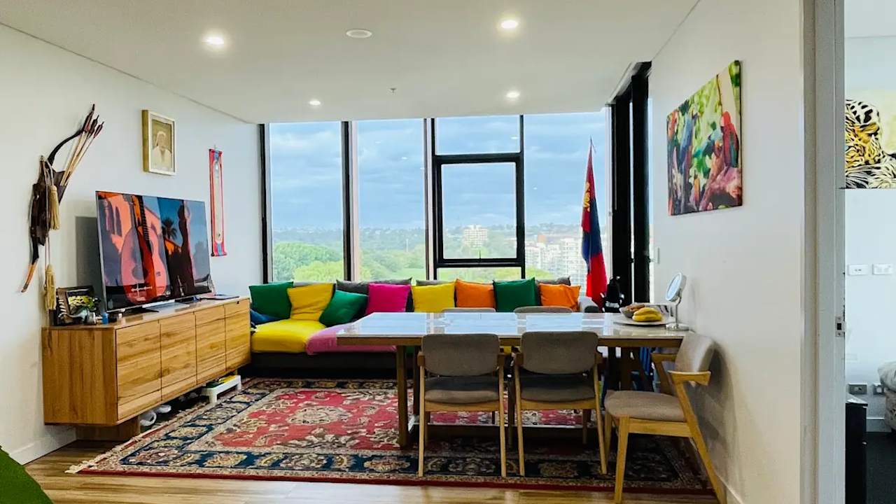 Furnished room in a flatshare