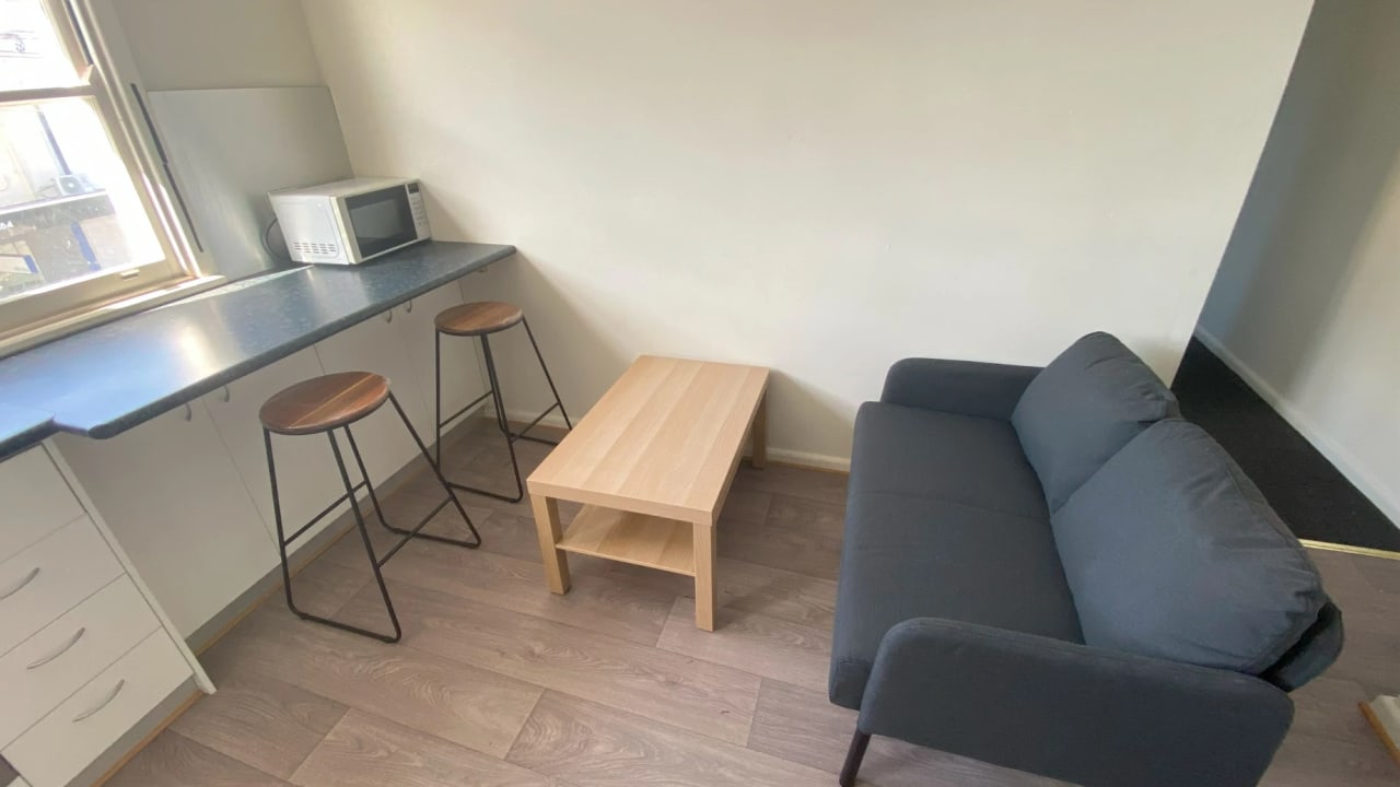 Whole property with 2 rooms for rent
