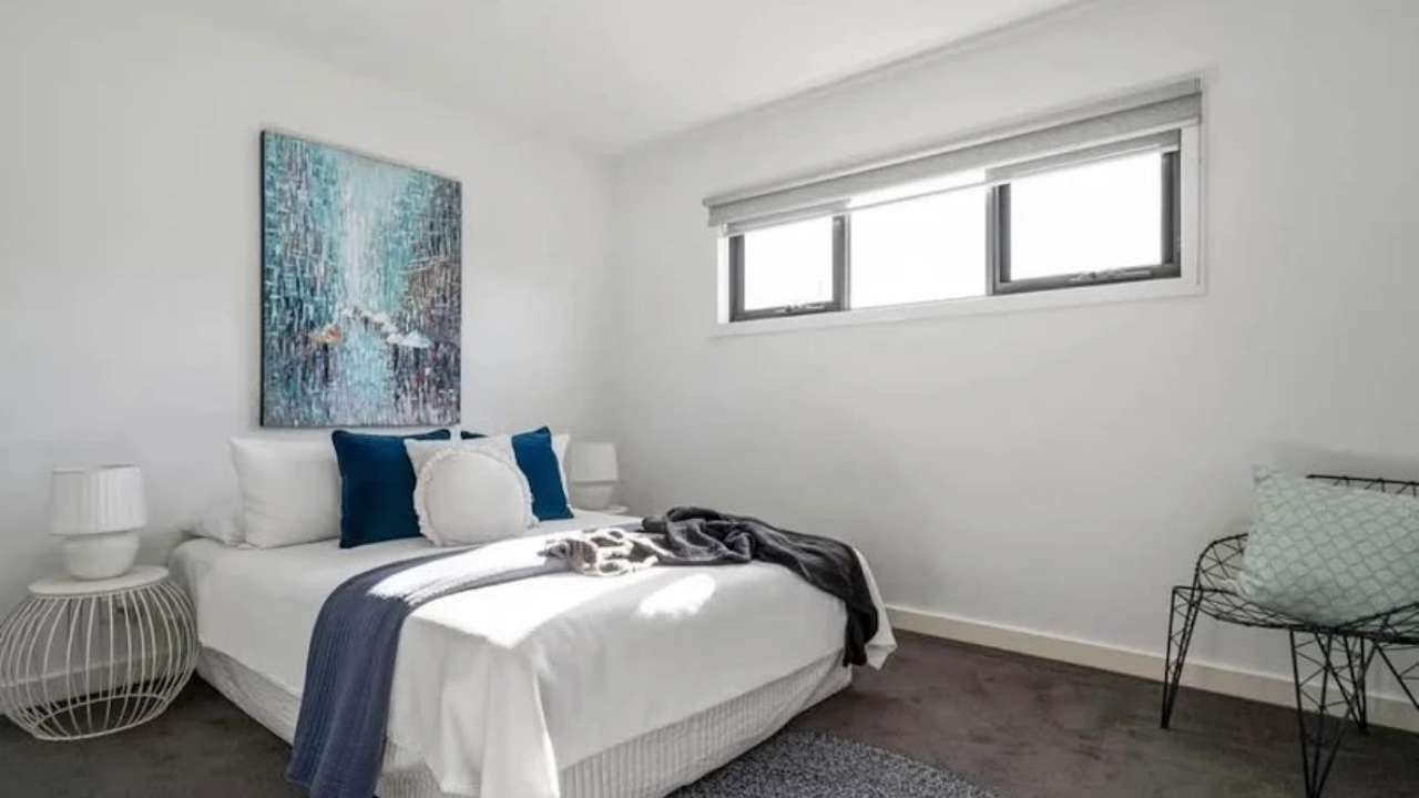 Furnished room with ensuite in a share house