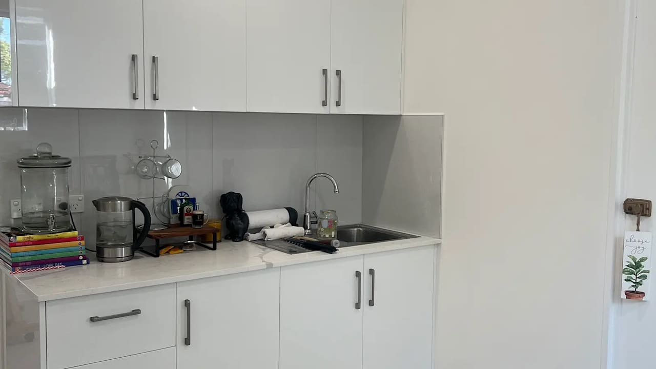 Room granny flat for rent