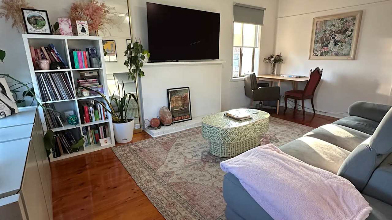 Room in a share house