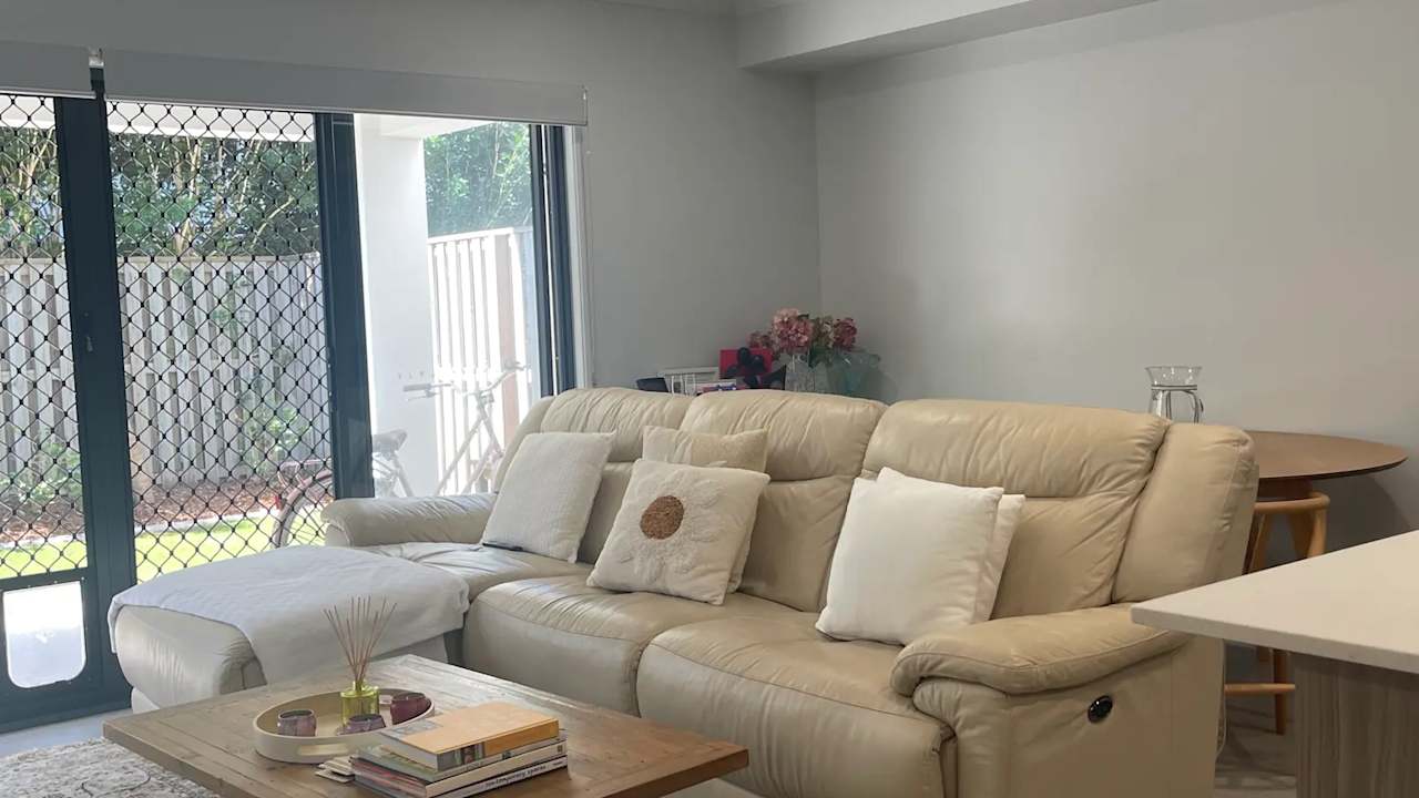 Furnished room with own bathroom