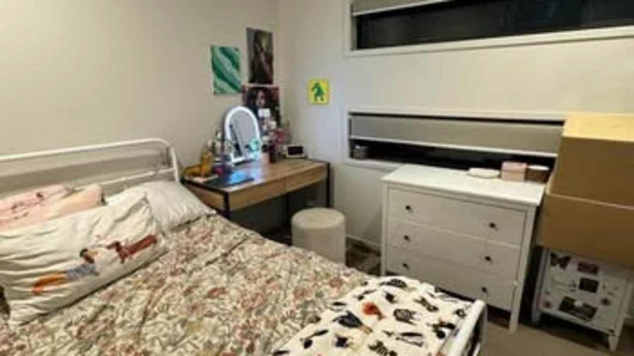 Unfurnished room in a share house