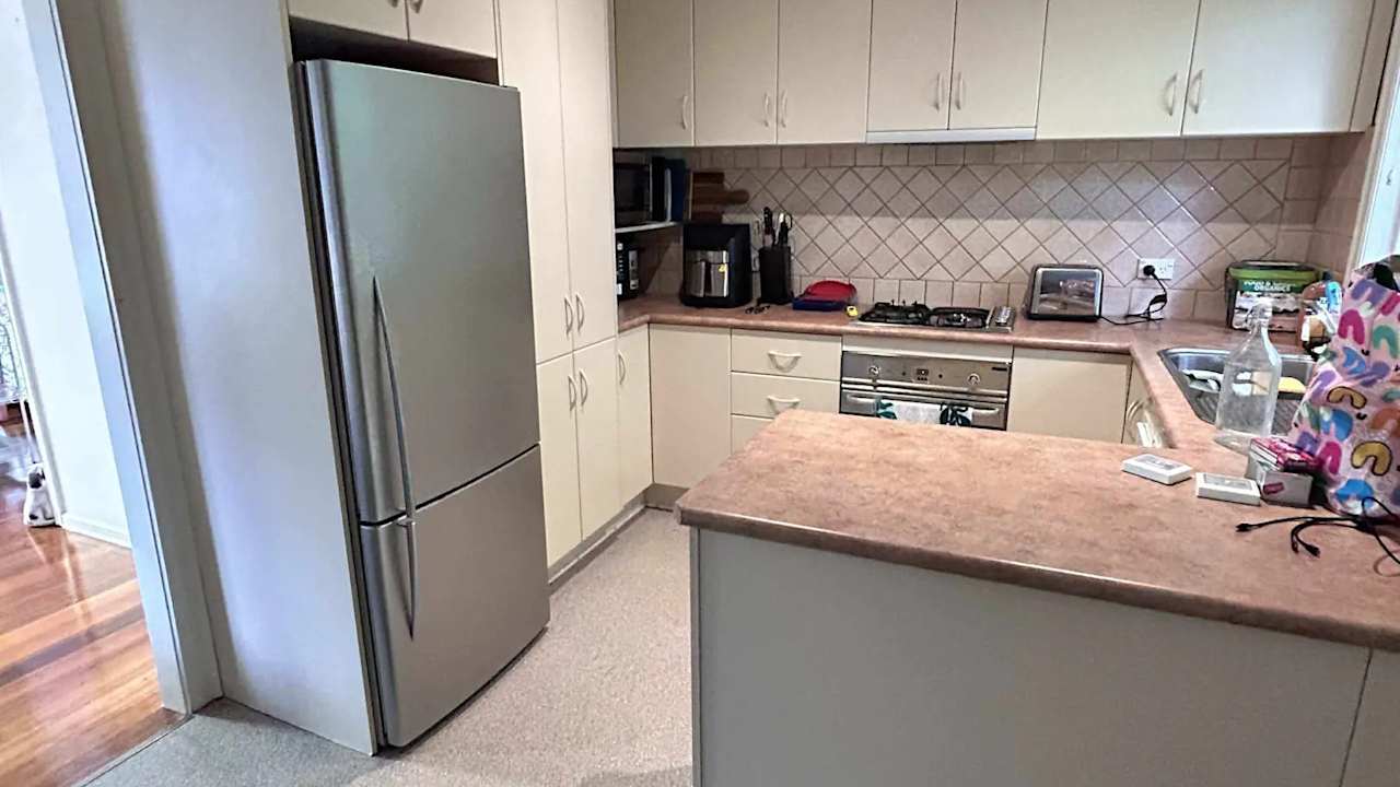 Unfurnished room in a share house