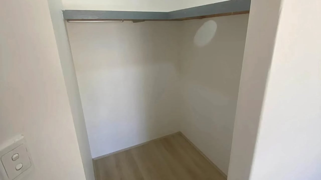 Room in a share house