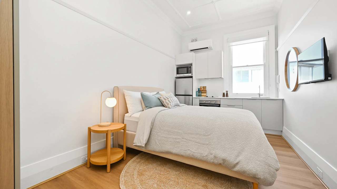 Furnished room studio flat for rent