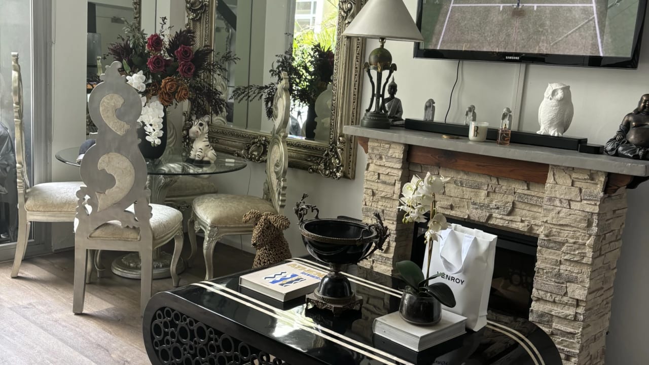 Furnished room with own bathroom