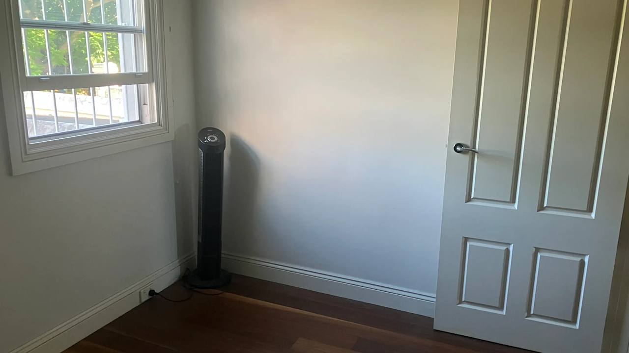 Unfurnished room in a share house