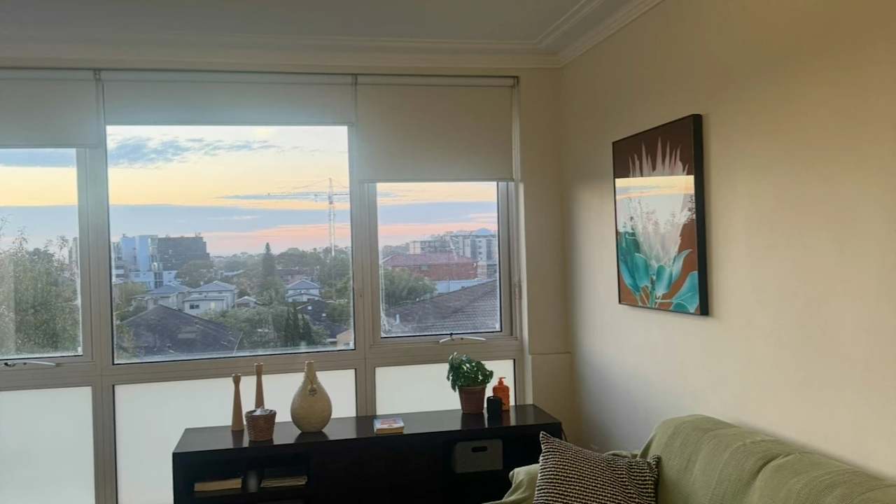 Furnished room in a flatshare