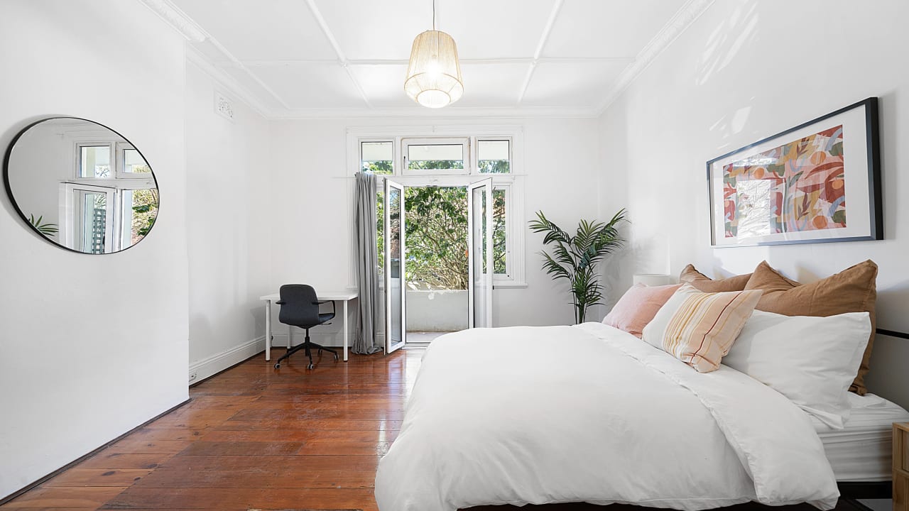 Room studio flat for rent