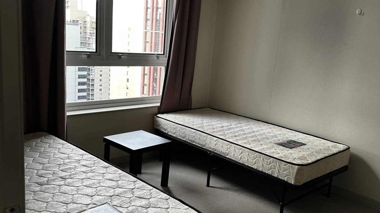 Furnished room with ensuite in a flatshare