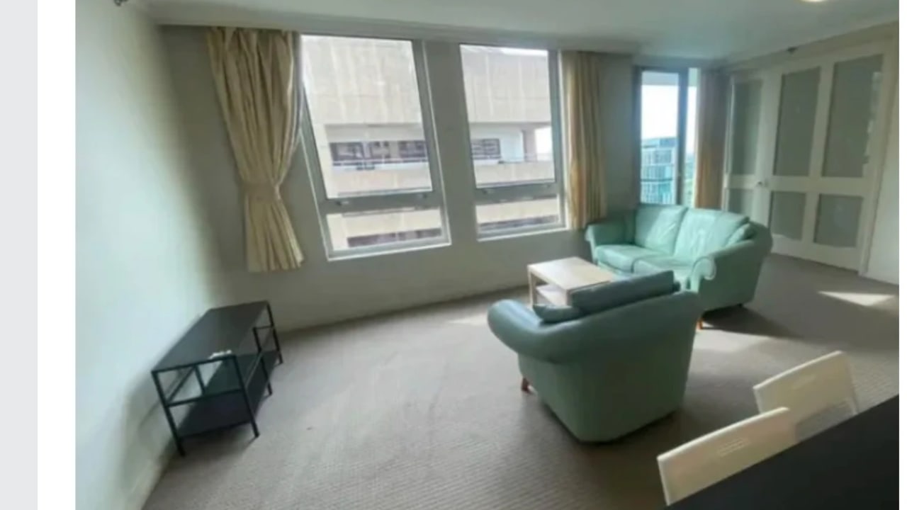Furnished room in a flatshare