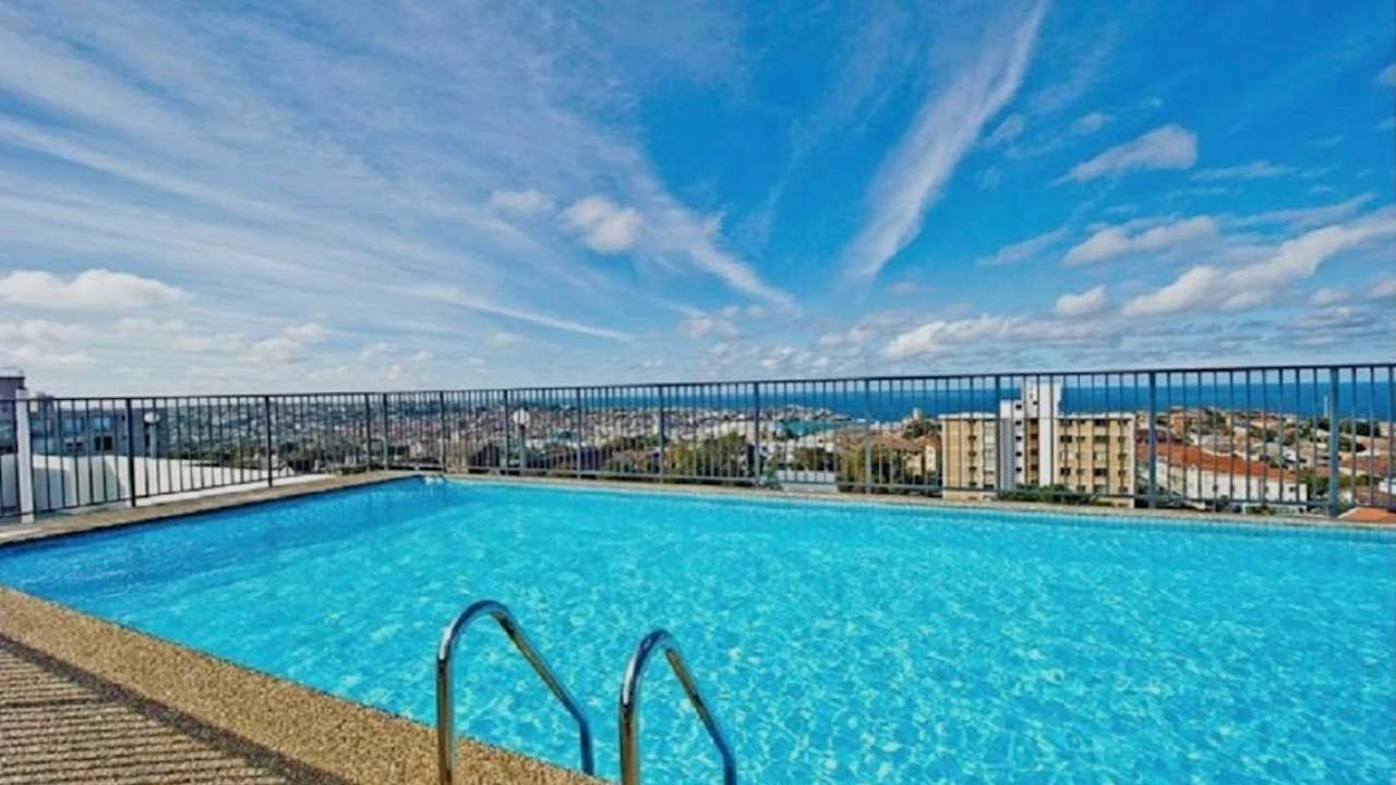 Furnished room studio flat for rent