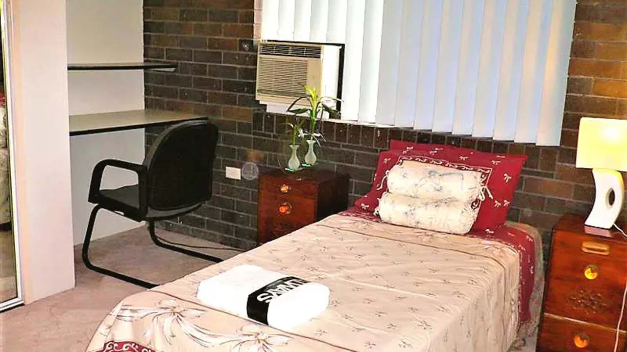 Furnished room in a share house