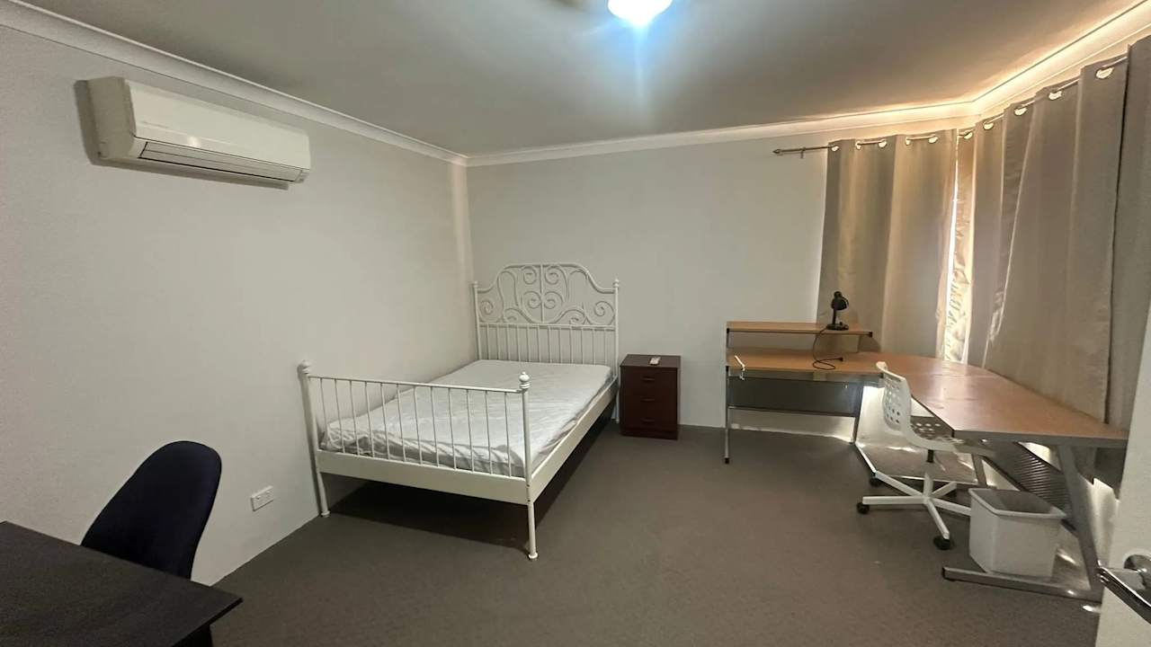 Furnished room with own bathroom