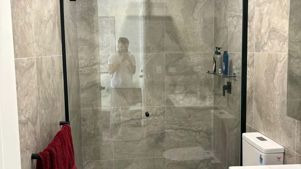 Furnished room studio flat for rent