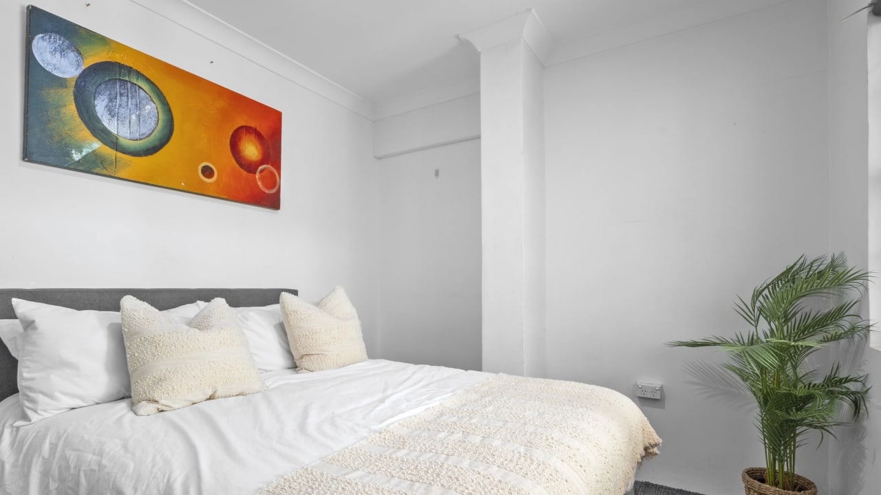 Furnished room in a share house