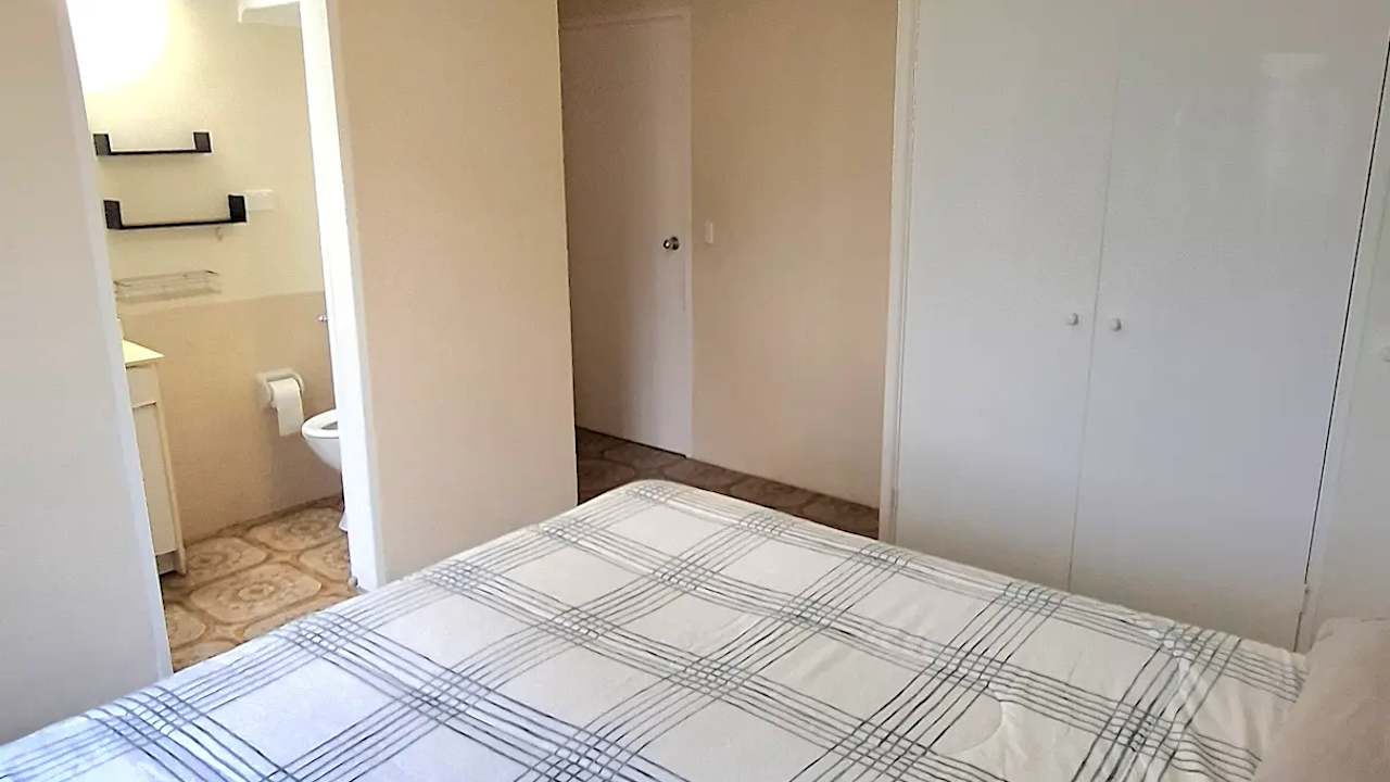 Room with ensuite in a flatshare