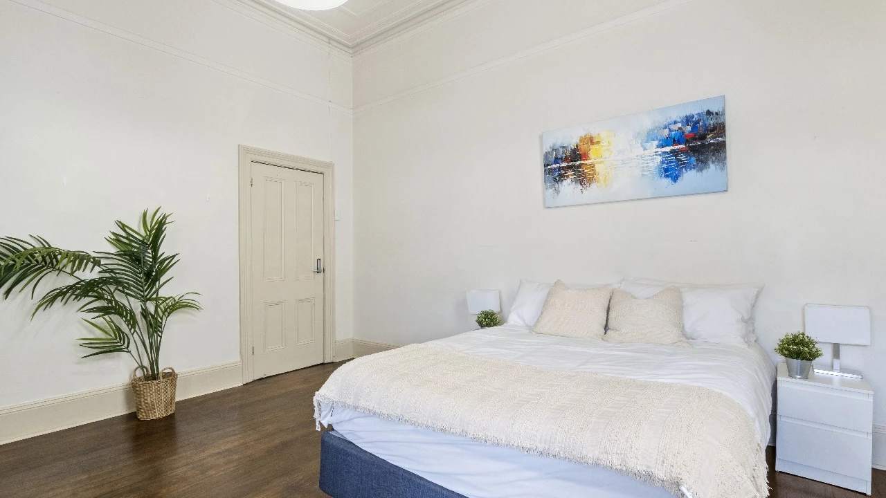 Furnished room in a share house
