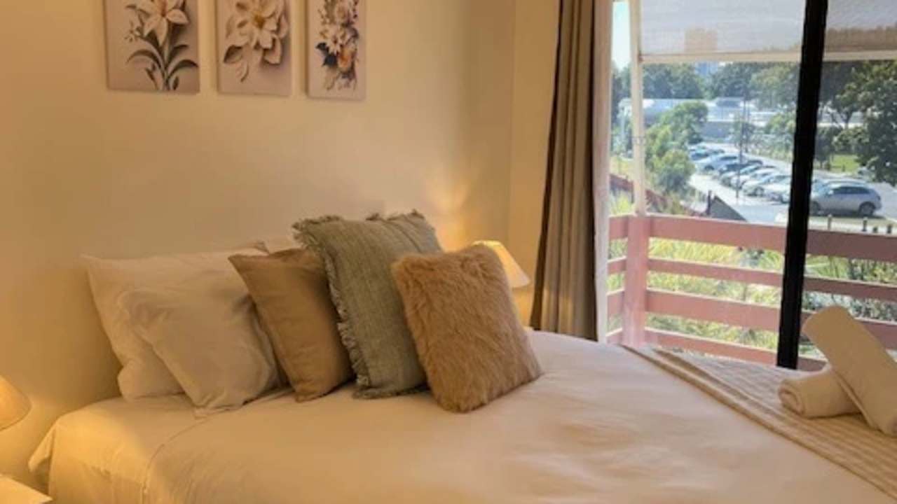 Furnished room with ensuite in a share house