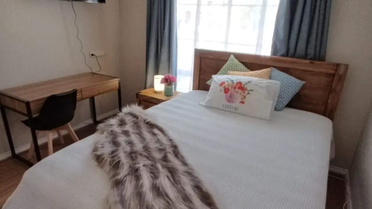 Furnished room with ensuite in a share house