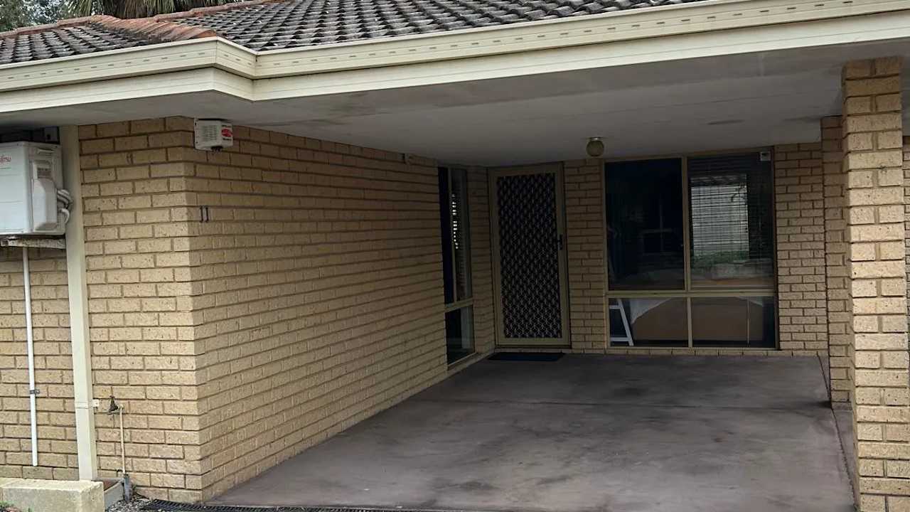Room in a share house