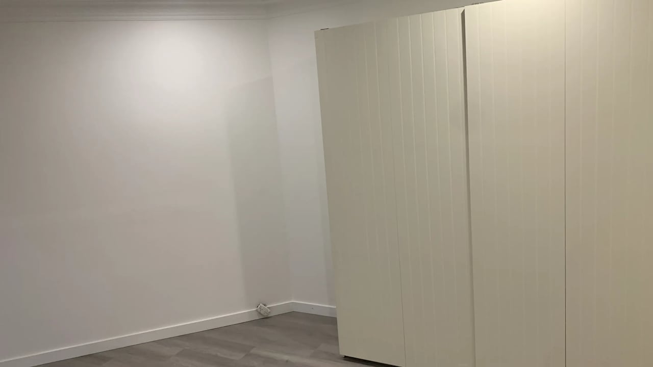 Room in a share house
