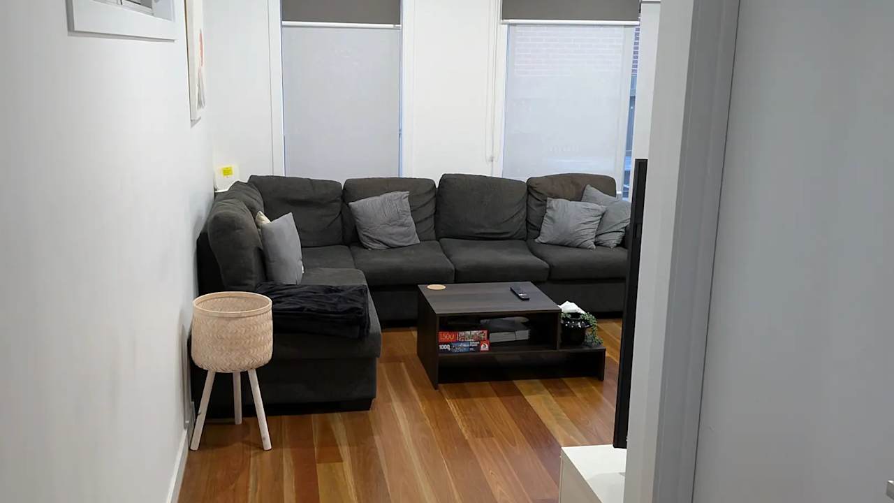 Room in a share house